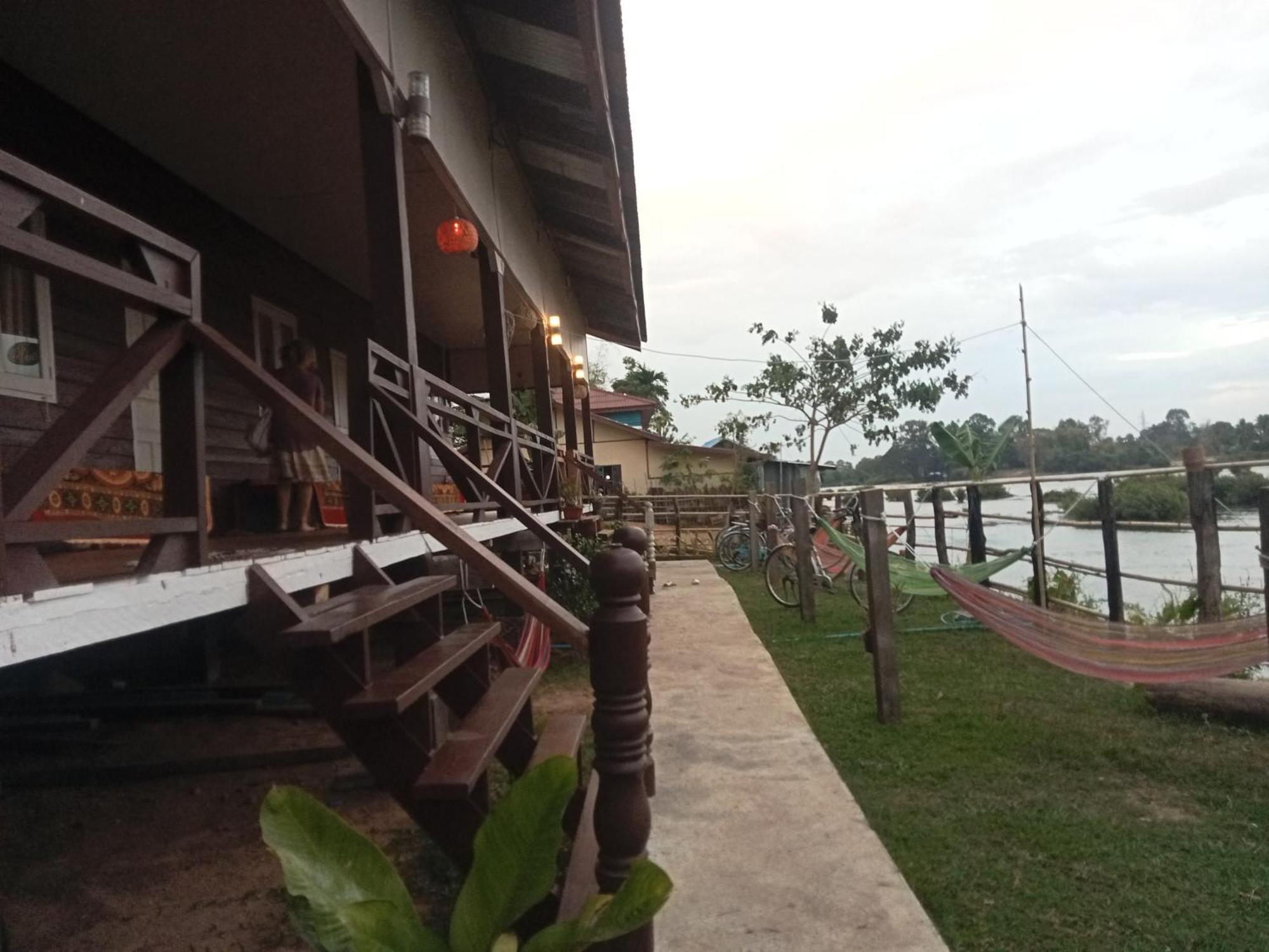 Champa 2 Guesthouse Ban Dondét Exterior foto